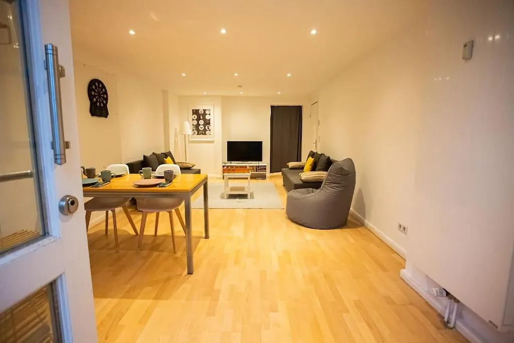 Nahe Stadt/Alster, Ruhig, Dart Hamburg Apartment