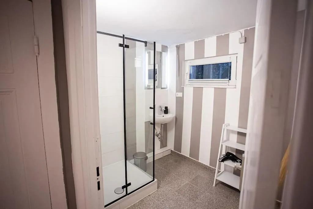 Nahe Stadt/Alster, Ruhig, Dart Hamburg Apartment